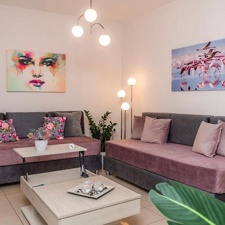 كاندية Luxury Town Center Suite Apt A2 المظهر الخارجي الصورة